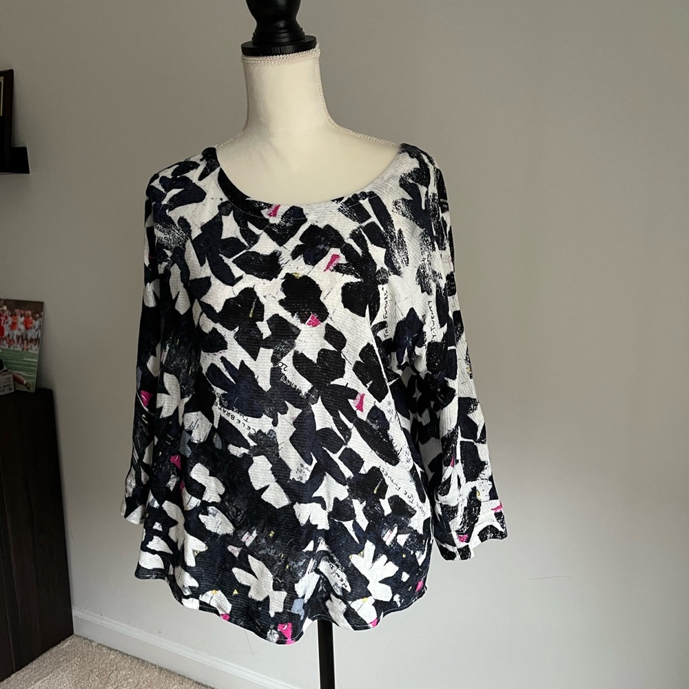 NIC+ZOE Blue and White Boxy Blouse with Three-Quarter Sleeves